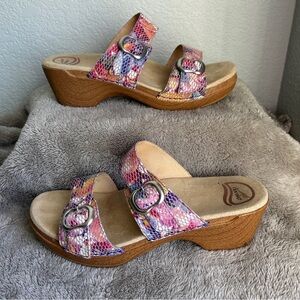 Dankso Women’s Sophie Floral Double Leather Strap Clog Sandal - 9